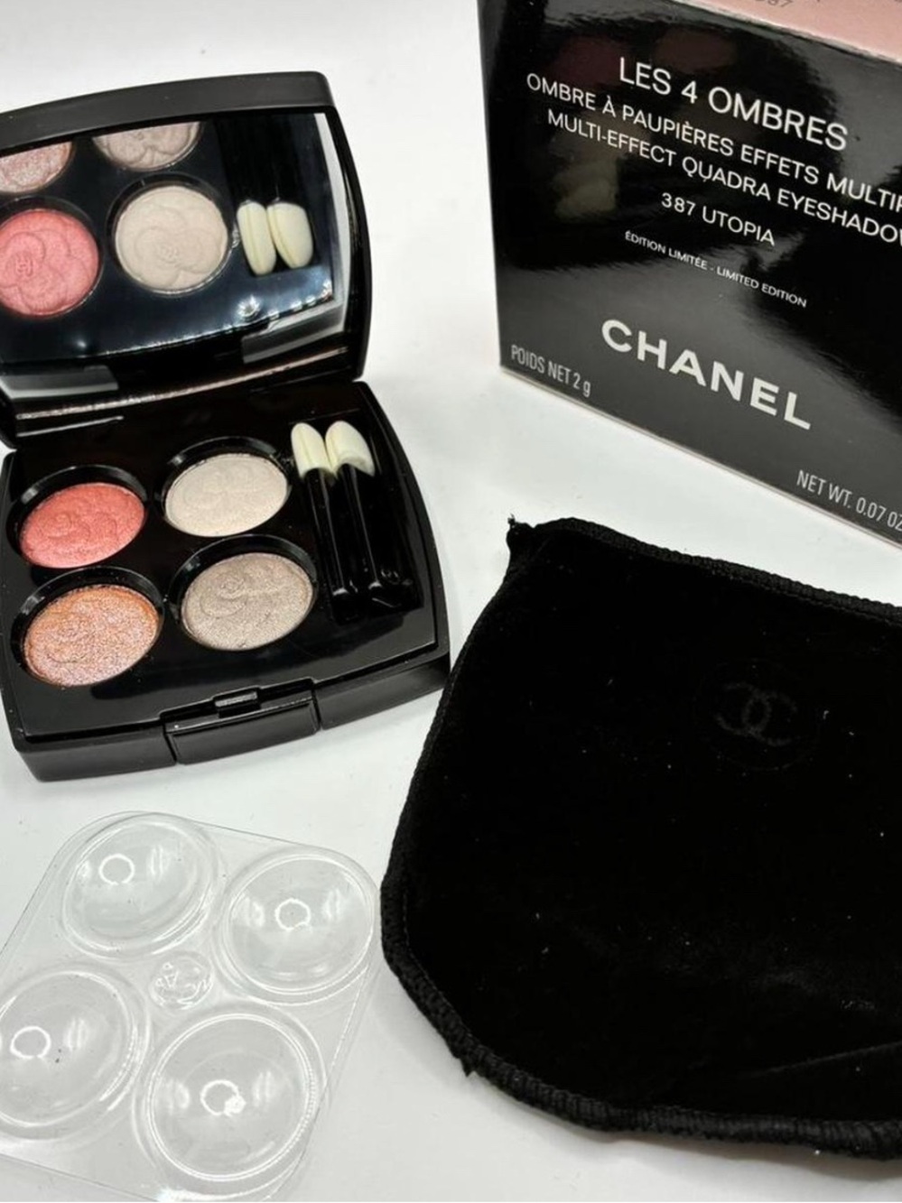 Chanel Les 4 Ombres Eyeshadow
Palette 387 Utopia